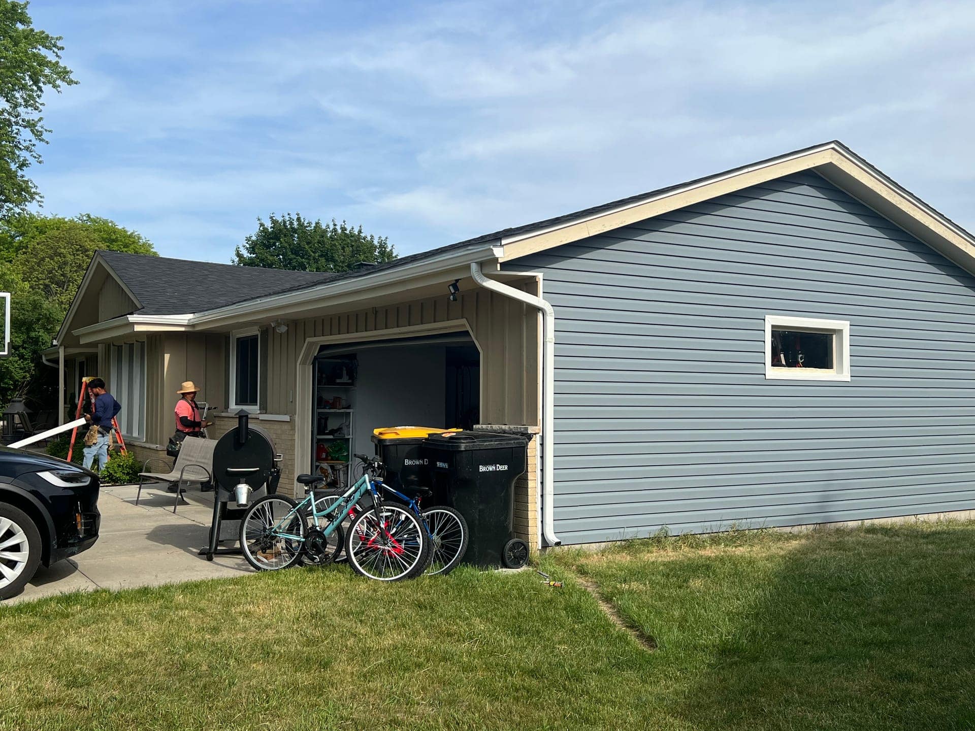 Apexium Roofing gutter installation project in the Milwaukee area