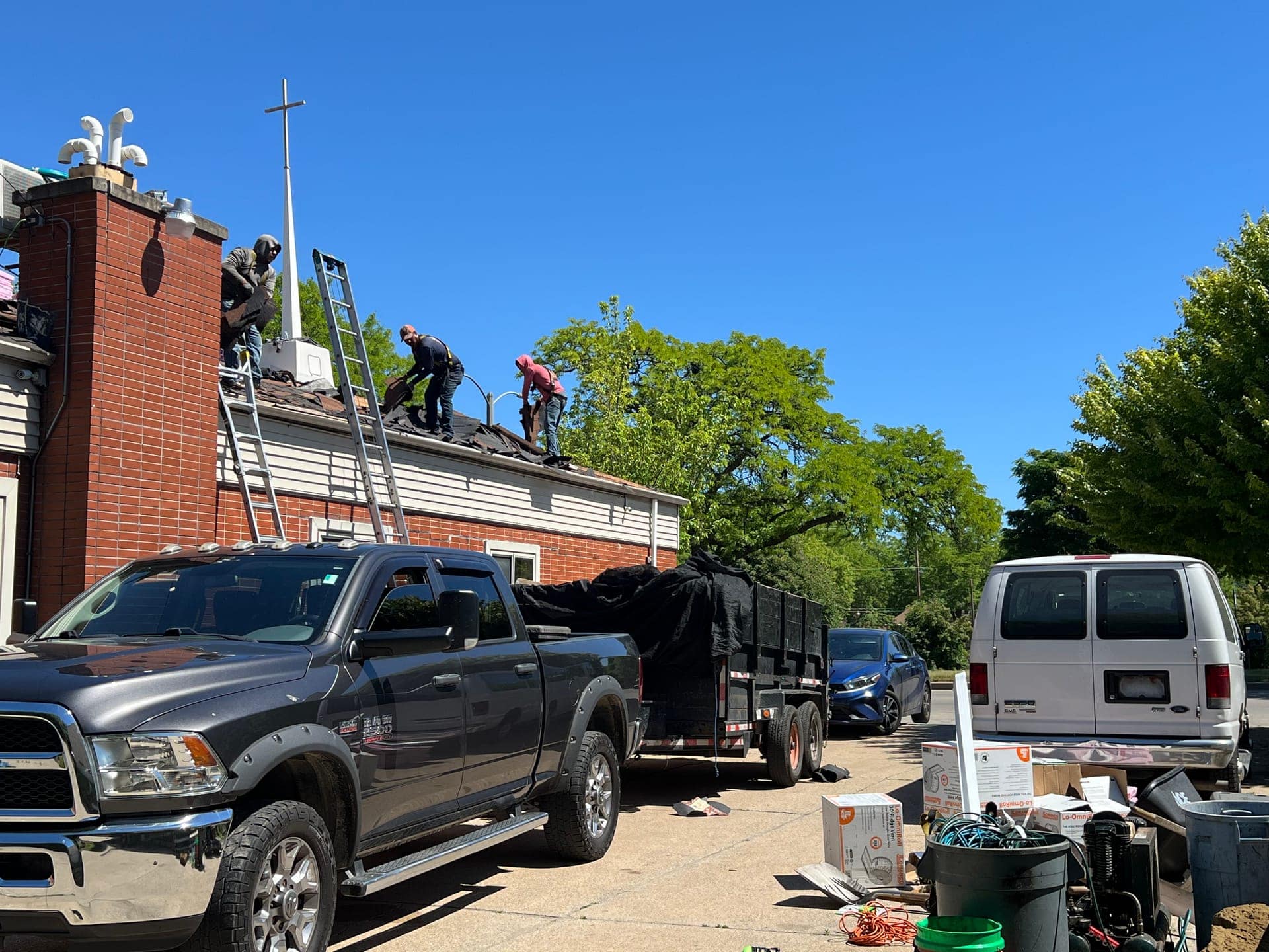 Apexium Roofing roof repair for storm & wind damage project in the Milwaukee area